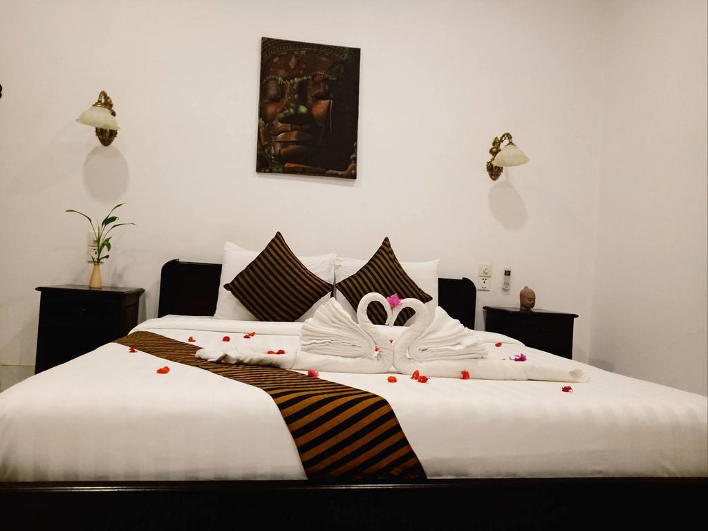 Eureka Villas Phnom Penh Exteriör bild