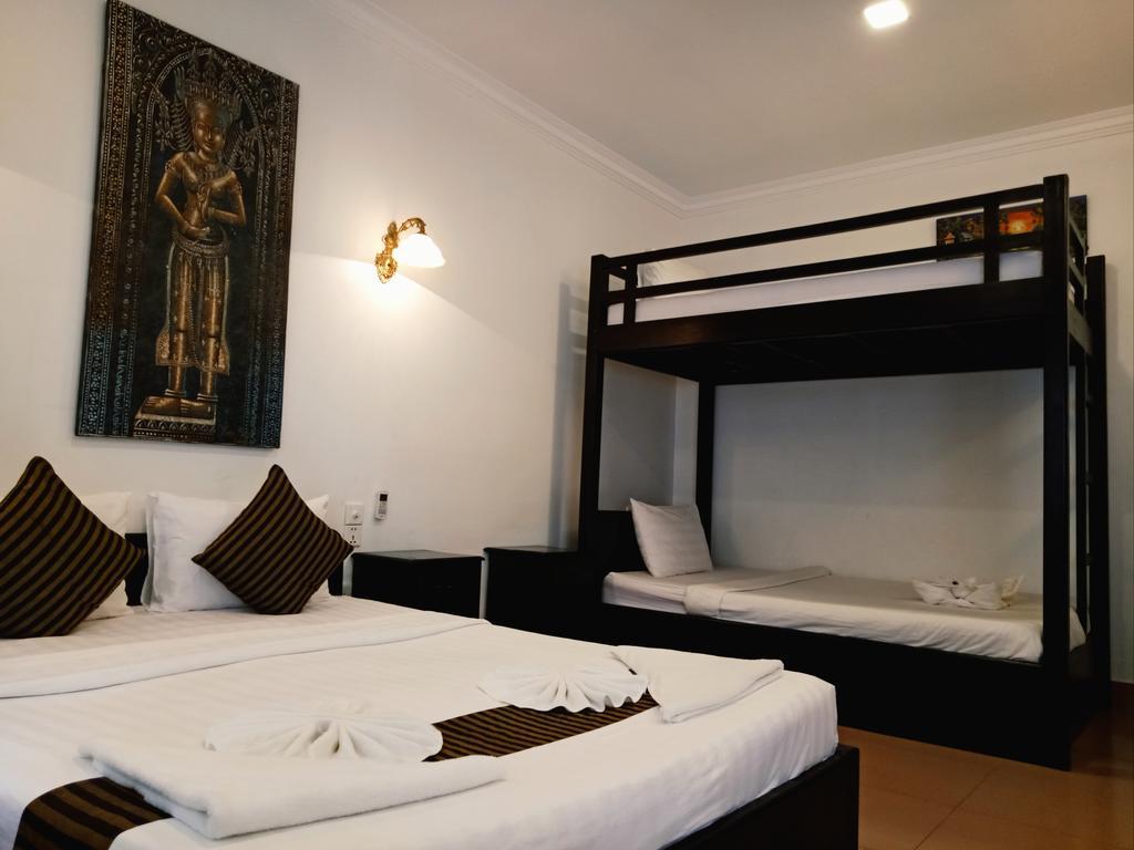 Eureka Villas Phnom Penh Exteriör bild
