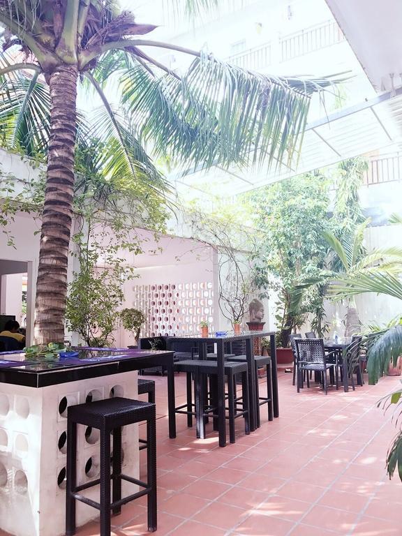 Eureka Villas Phnom Penh Exteriör bild